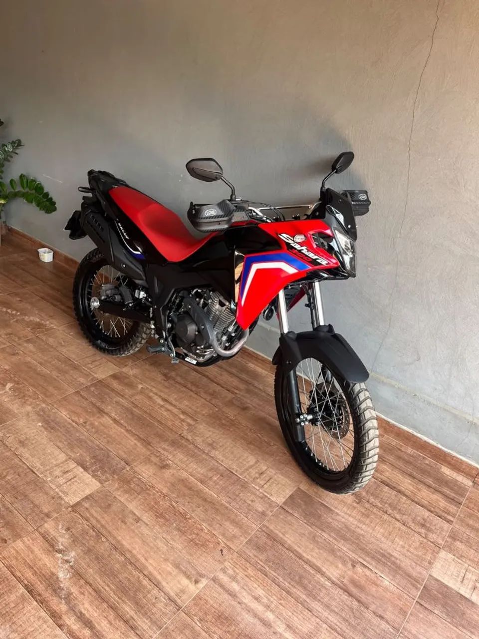 Vendo sahara zerada 