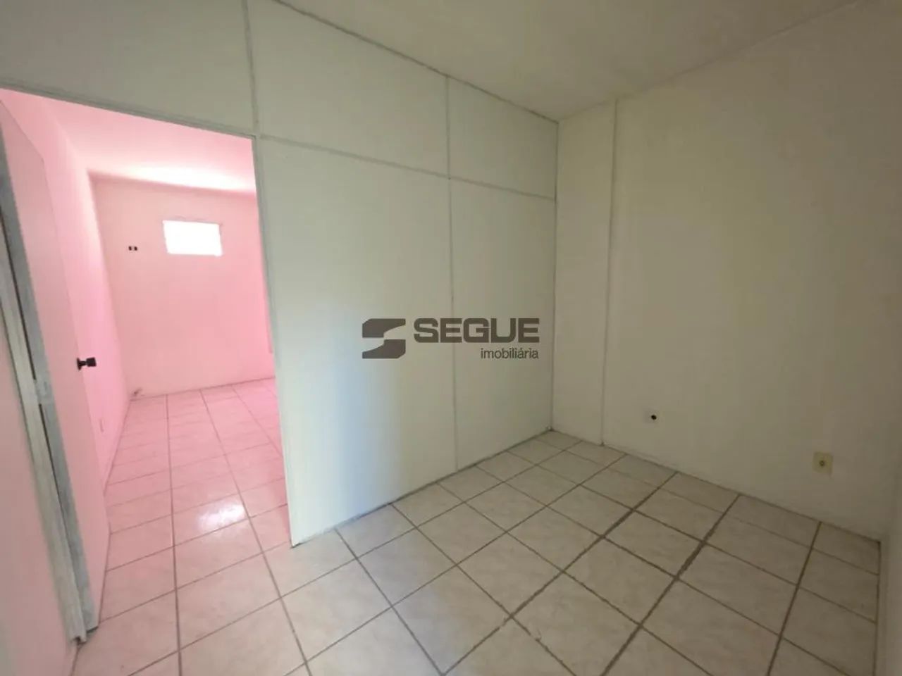 Sala para alugar em Vila Velha, Centro de Vila Velha, com 30 m², Champagnat Center