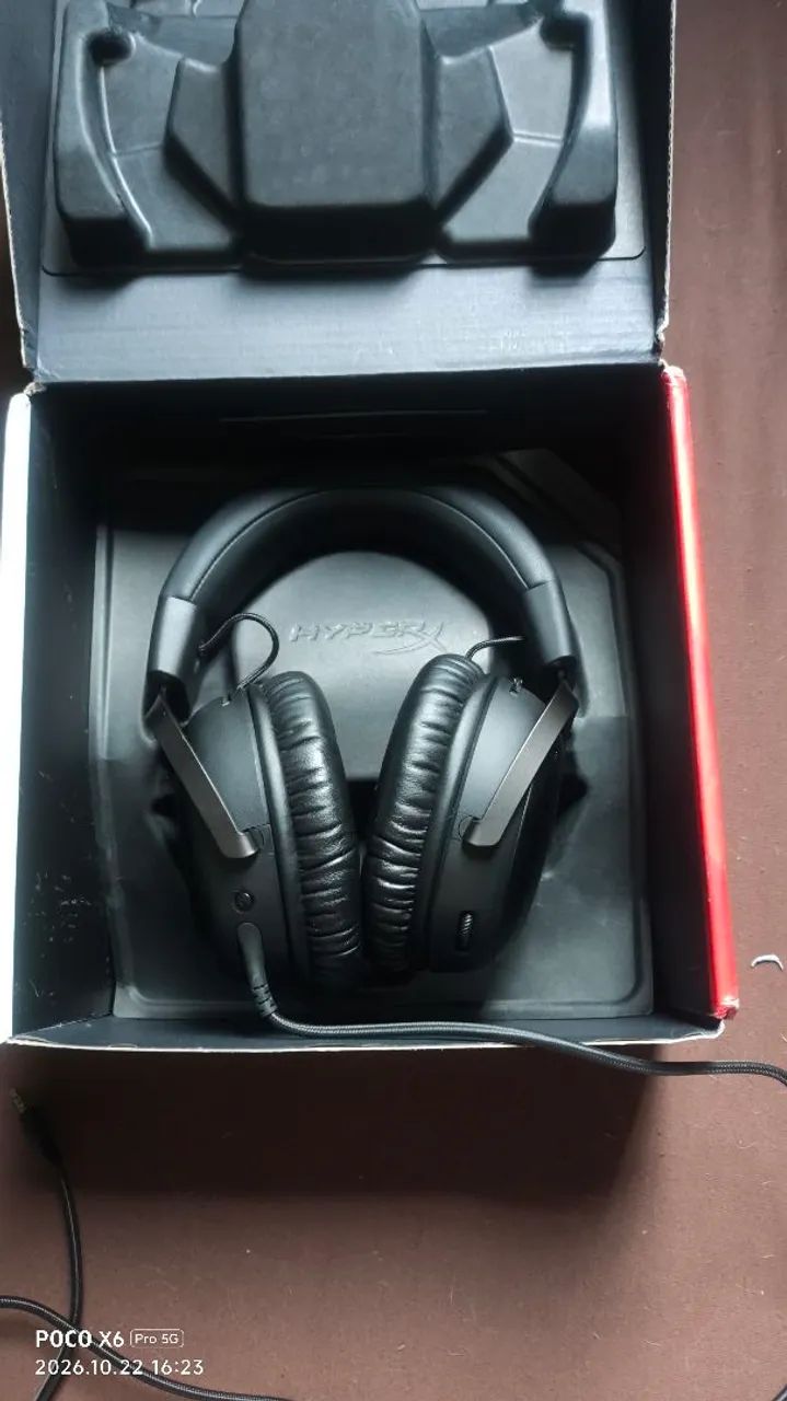 HyperX Cloud III 