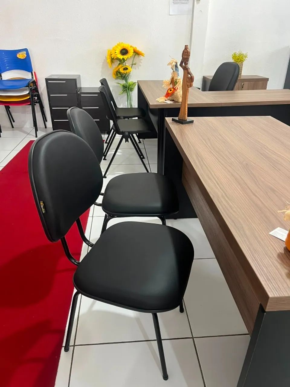 Cadeiras executivas - Foto 2