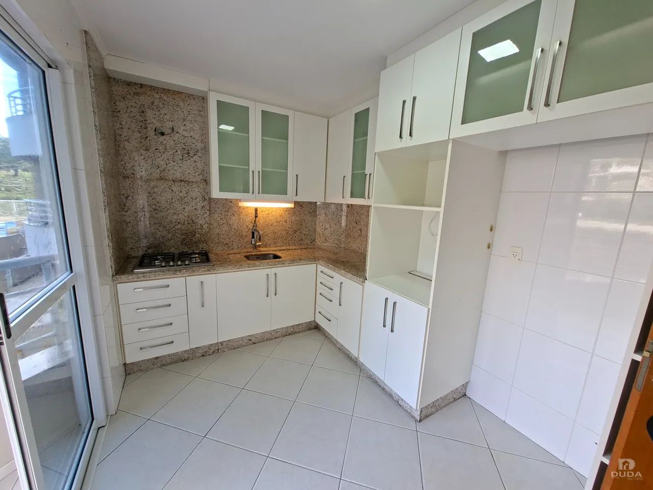 Apartamento de 4 quartos para alugar na Agronômica - Foto 3
