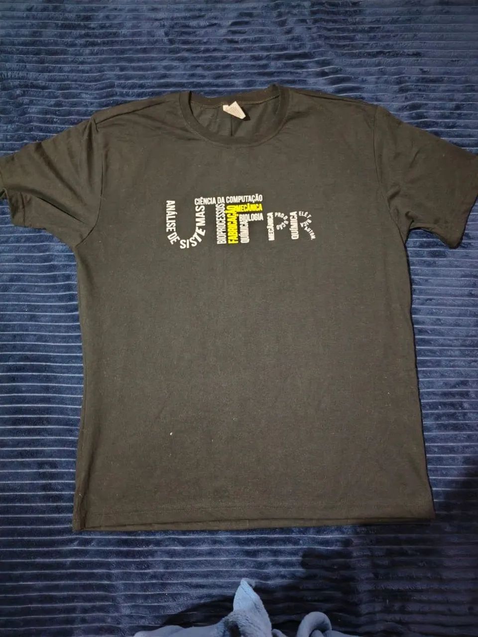 VENDO CAMISA UTFPR EM PERFEITO ESTADO