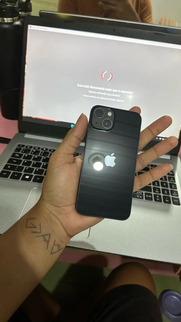 Vendo ou Troco IPhone 13 128gb - Foto 2