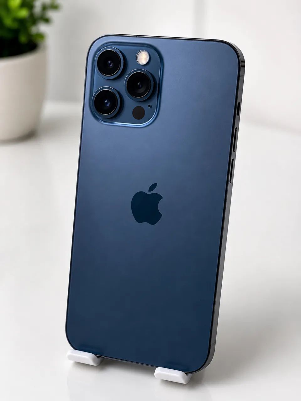 iPhone 12 Pro Max - 512GB - Seminovo - Celulares e Smartphones