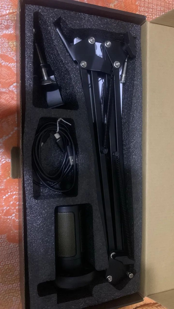 Microfone Condensador RGB Gamer com Braço Articulado - Completo - Foto 4