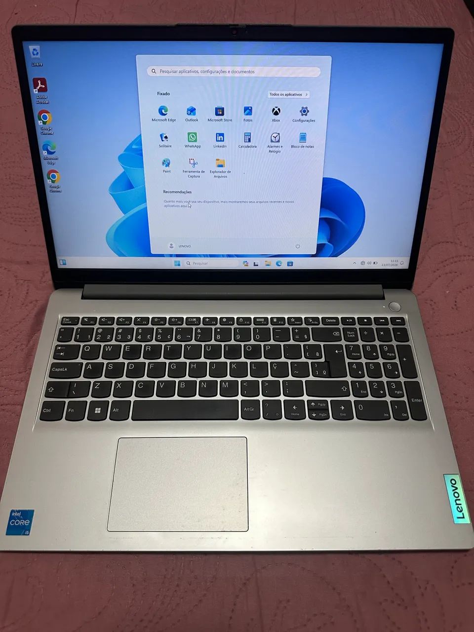 【美品】Lenovo Core i5 第10世代/8GB/SSD512GB Lenovo core i5 décima segunda geração 8GB de memória SSD de 512