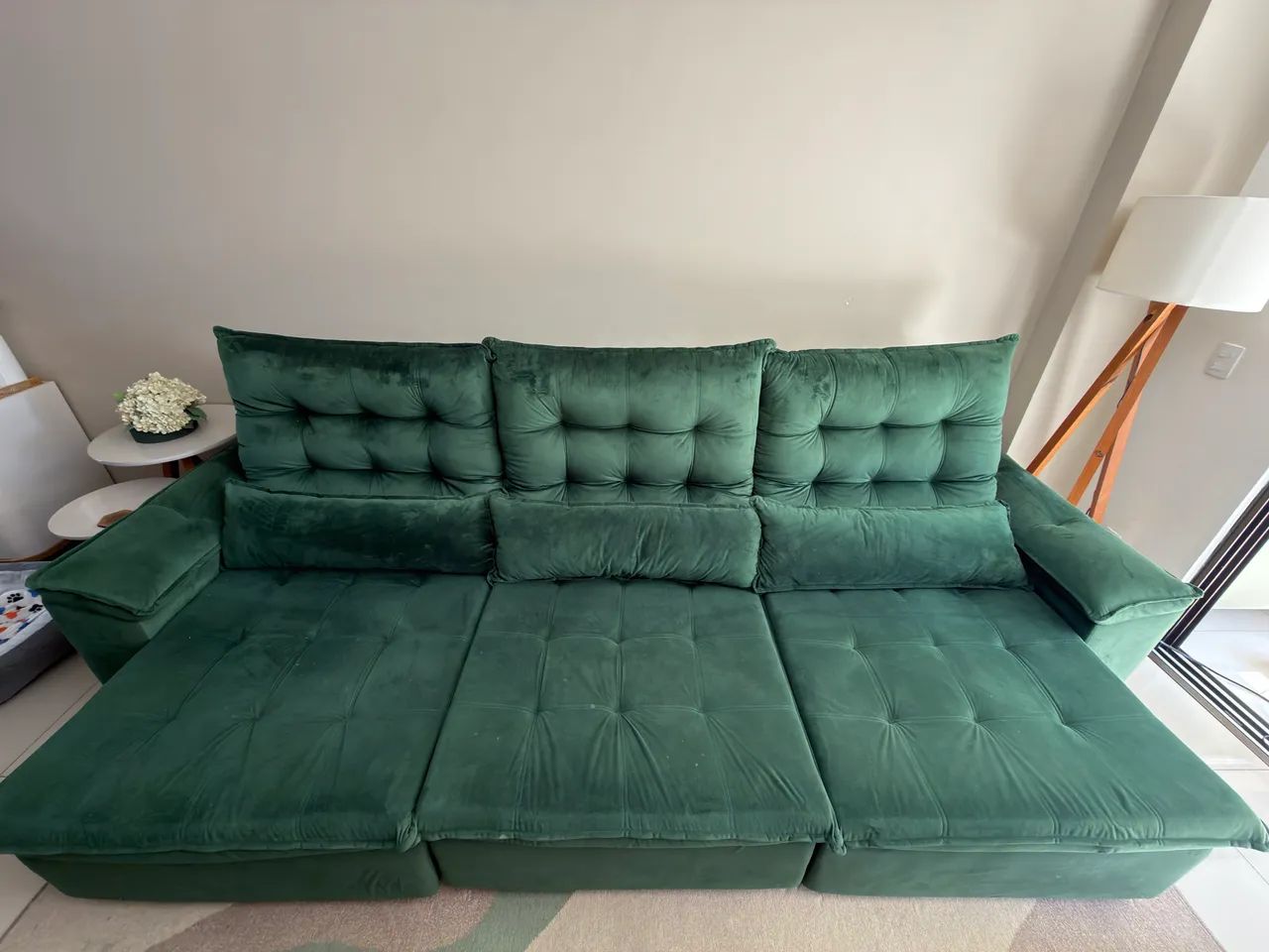 Sofá Reclinável em Veludo - Foto 3