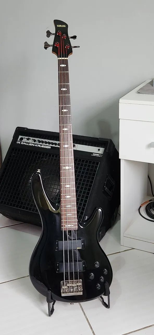 CONTRABAIXO YAMAHA TRB1004J