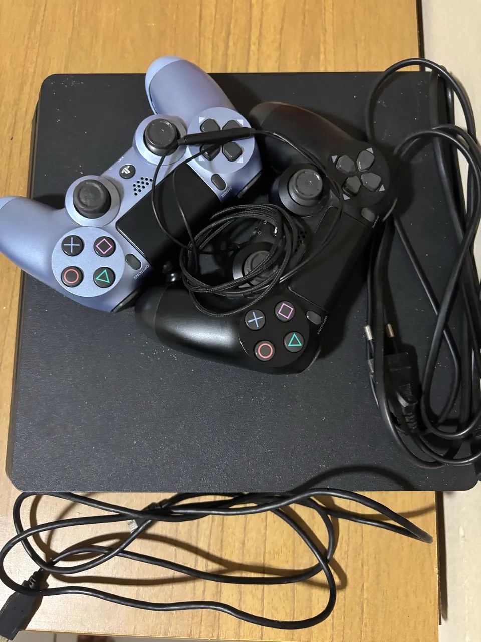 PlayStation 4 perfeito com 5 jogos - Foto 3