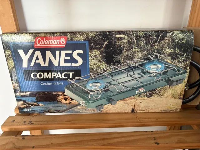 Fogão a Gás Coleman Yanes Compact - Portátil - Vintage Funcional