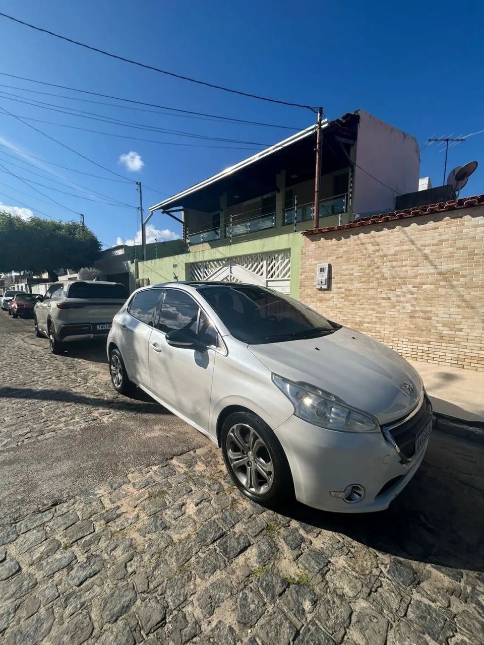Peugeot 208 2015