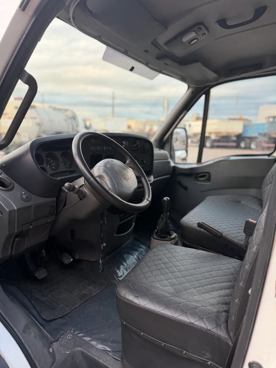 Iveco baú  - Foto 3