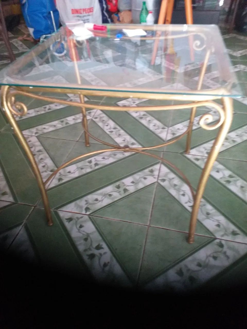 Vendo  mesinha de ferro excelente  - Foto 2