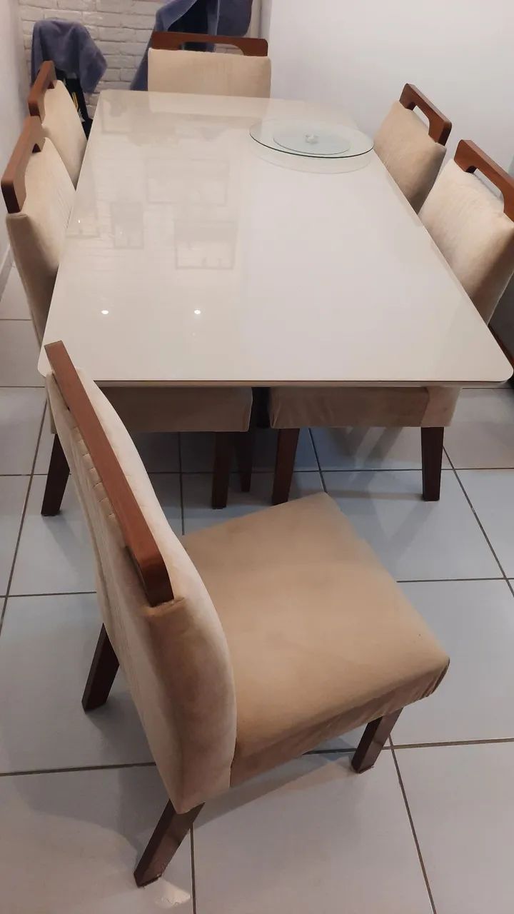 Mesa de jantar 6 cadeiras