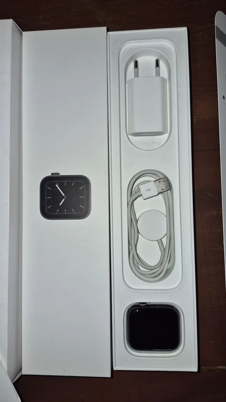 Apple Watch Série 5 GPS + Celular - Foto 3