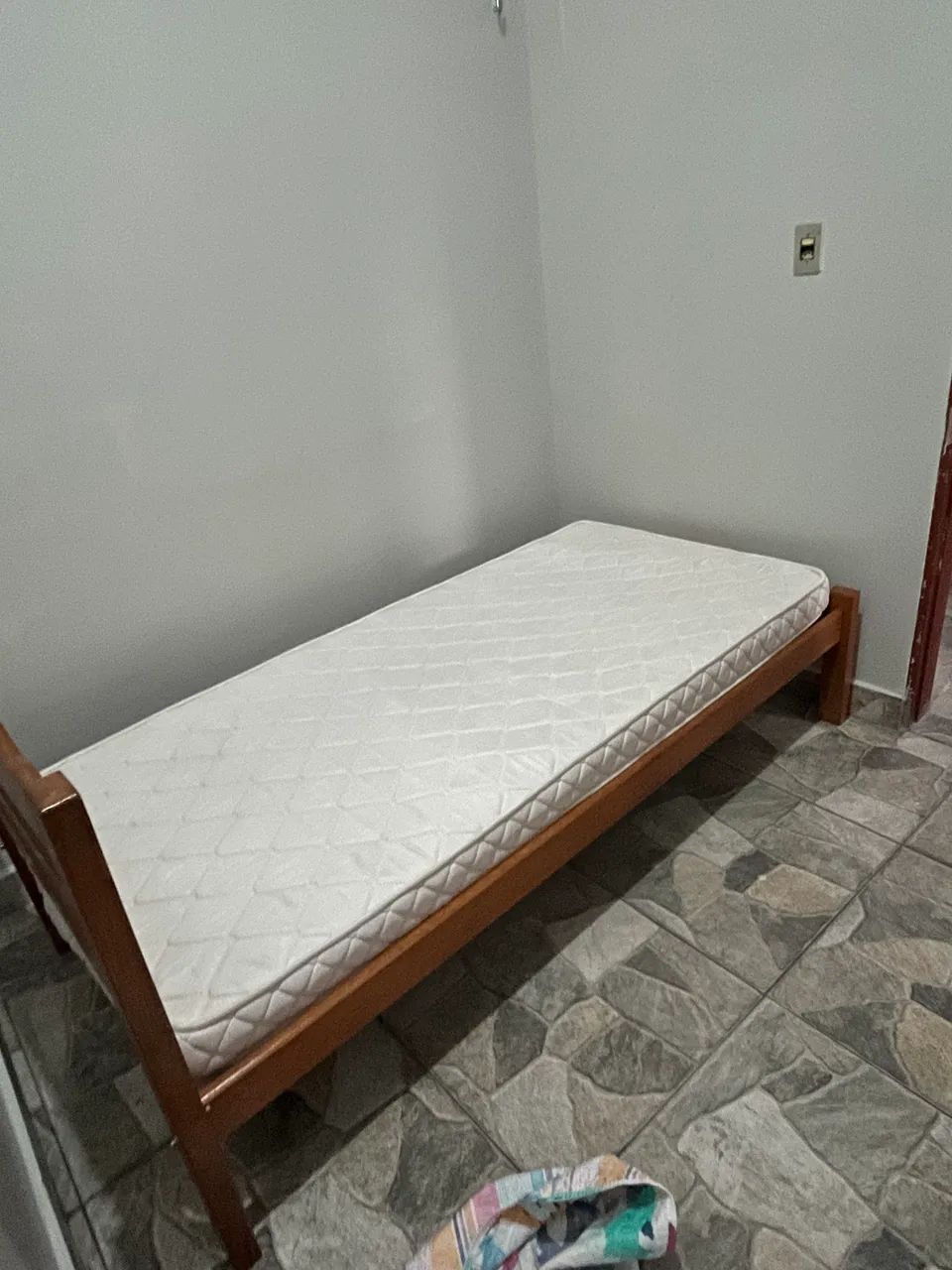 Cama de solteiro 