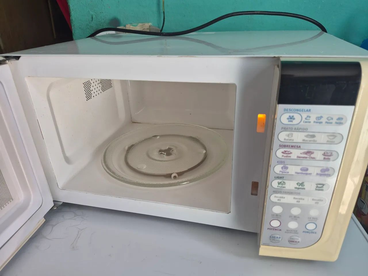 Microondas Electrolux 23L  - Foto 2