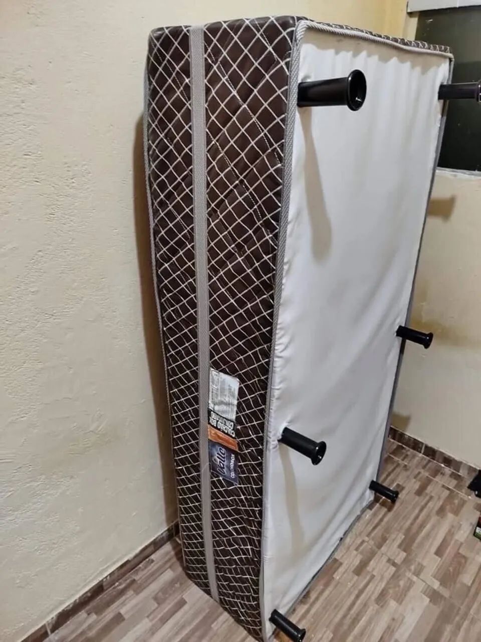 Cama box de solteiros 490914738235648005