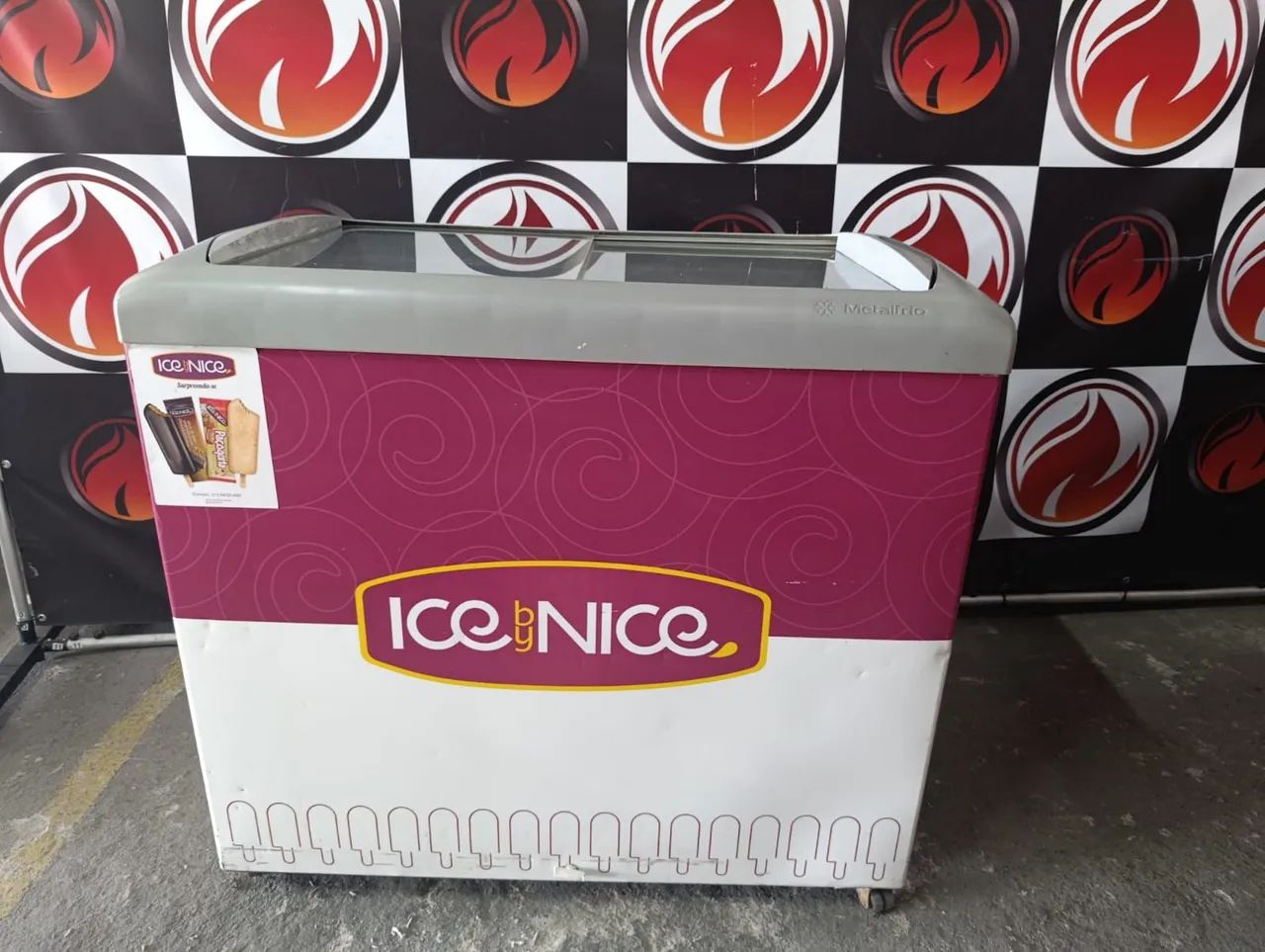 Freezer horizontal 2 portas expositora 232 litros 220 volts marca