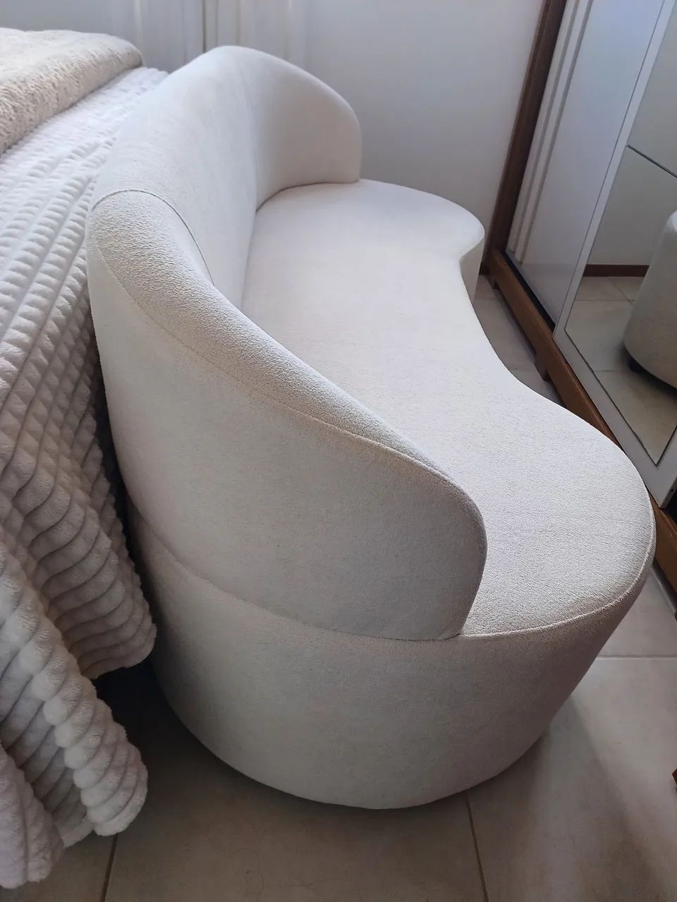 Sofá orgânico Curvo Boucle 1,60 - Foto 4