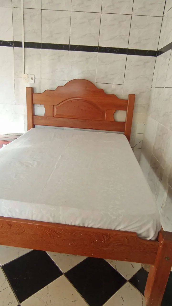 Cama de casal com colchão  - Foto 2