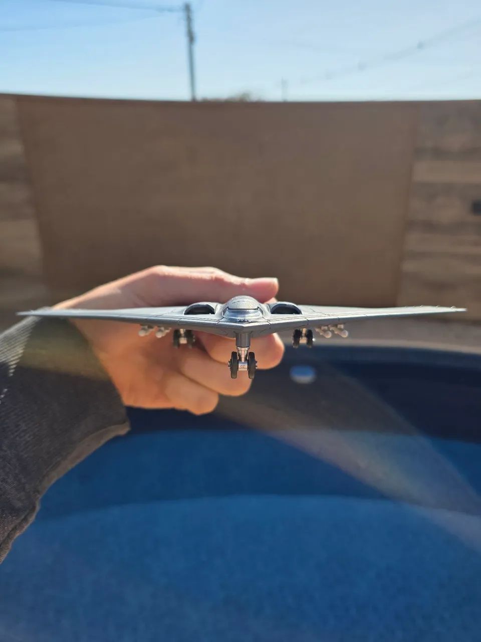 Miniatura B-2 Spirit Stealth Bomber 1:200 - Foto 5
