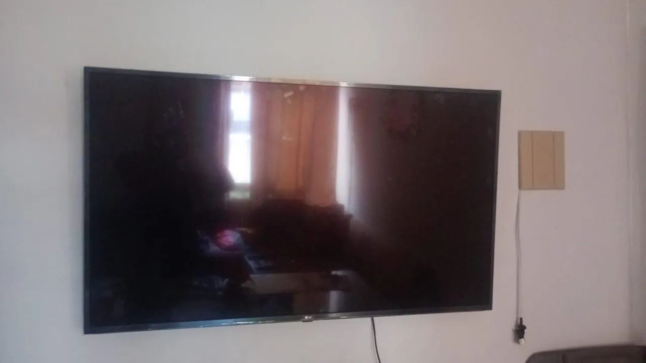? VENDO TV LG SMART 4K DE 55 POLEGADAS<br> - Foto 3
