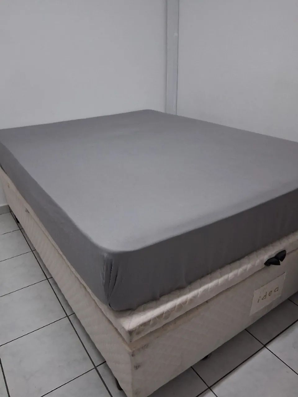 Apenas 200,00 - colchão casal em.bom estado 