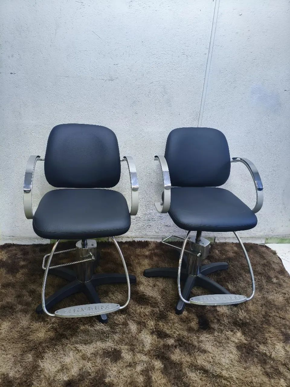 Cadeira para Corte Cabelo - Hidráulica Usada  - Foto 4