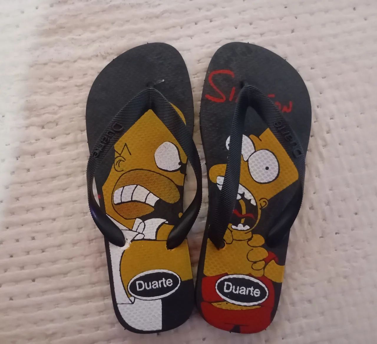Sandália do Simpsons 