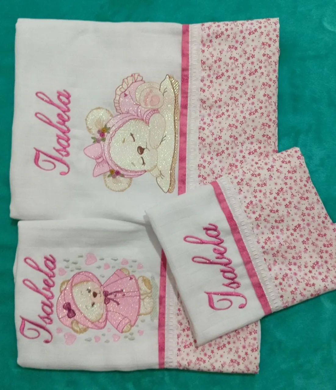 Fraldas Bebê bordada - Nome Isabela 