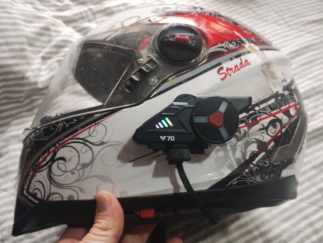 Capacete Helt feminino com bluetooth 