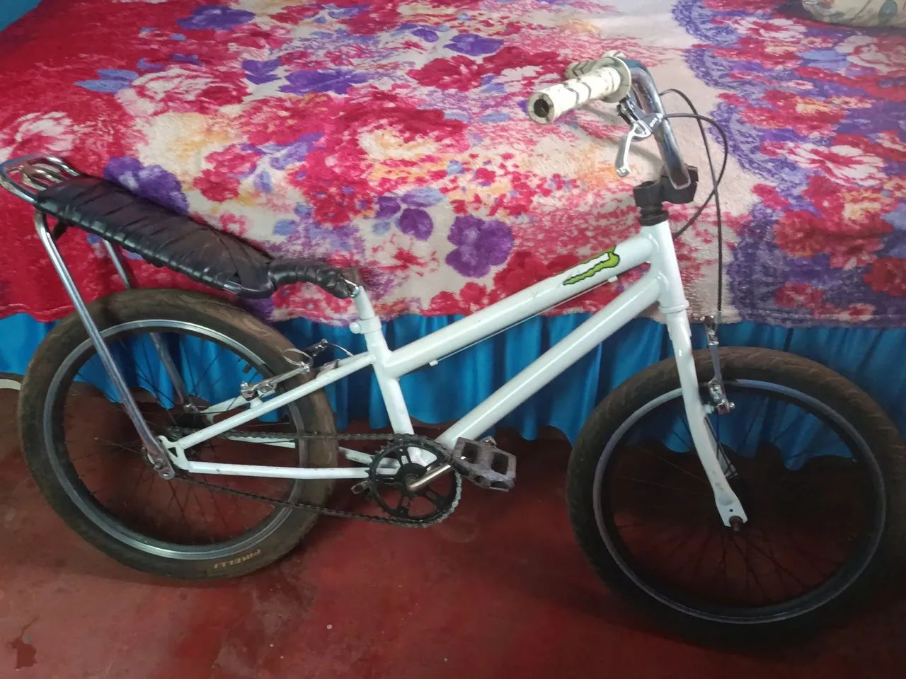 Bicicleta para Grau montadinha aro 20