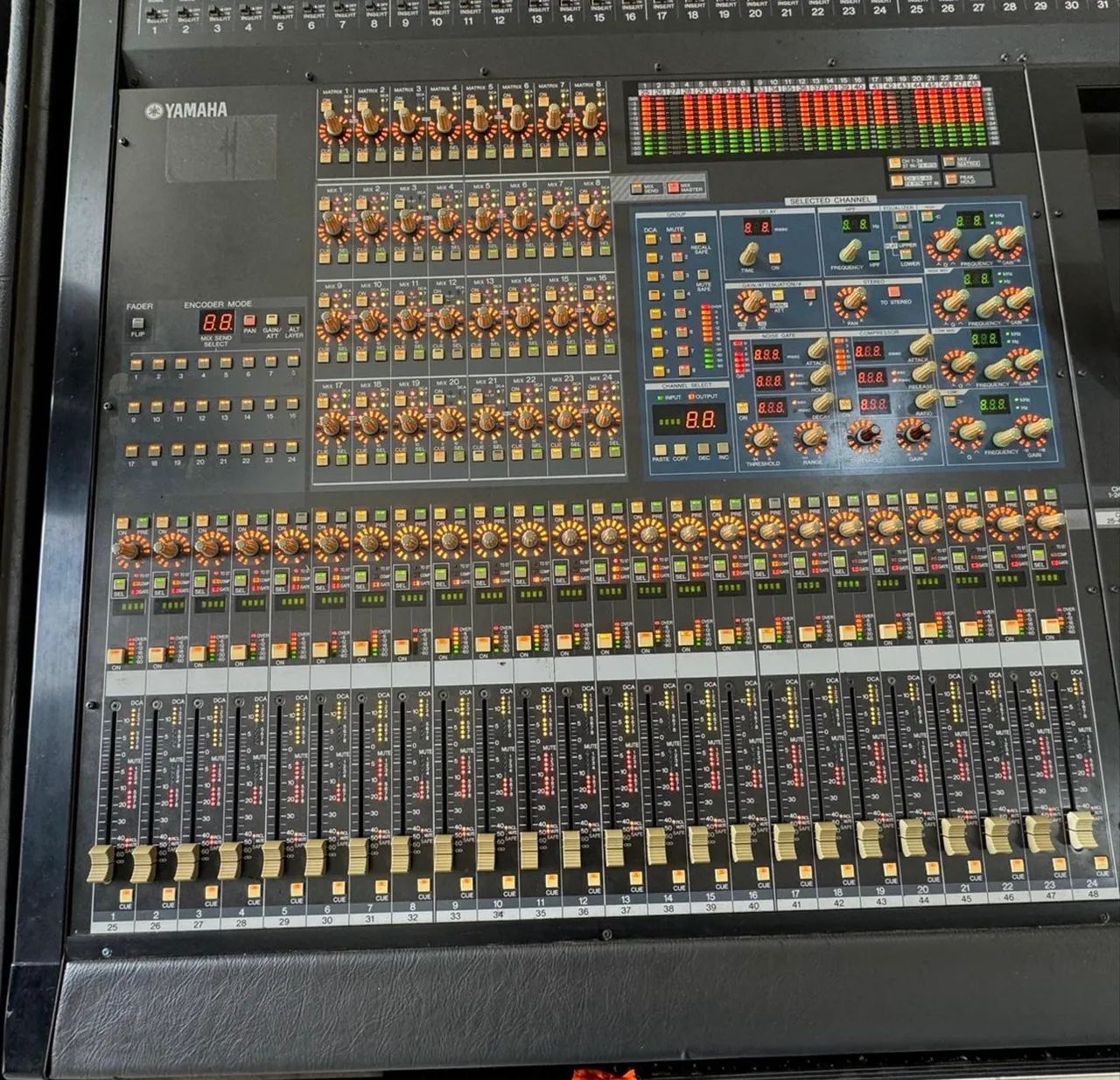 PM5D STANDARD COM CASE MESA MIXER DIGITAL YAMAHA - Foto 3