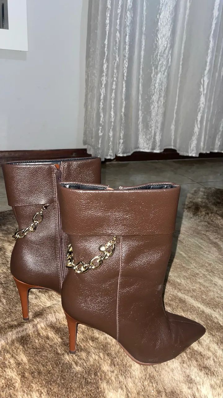 Bota Marrom  - Foto 3