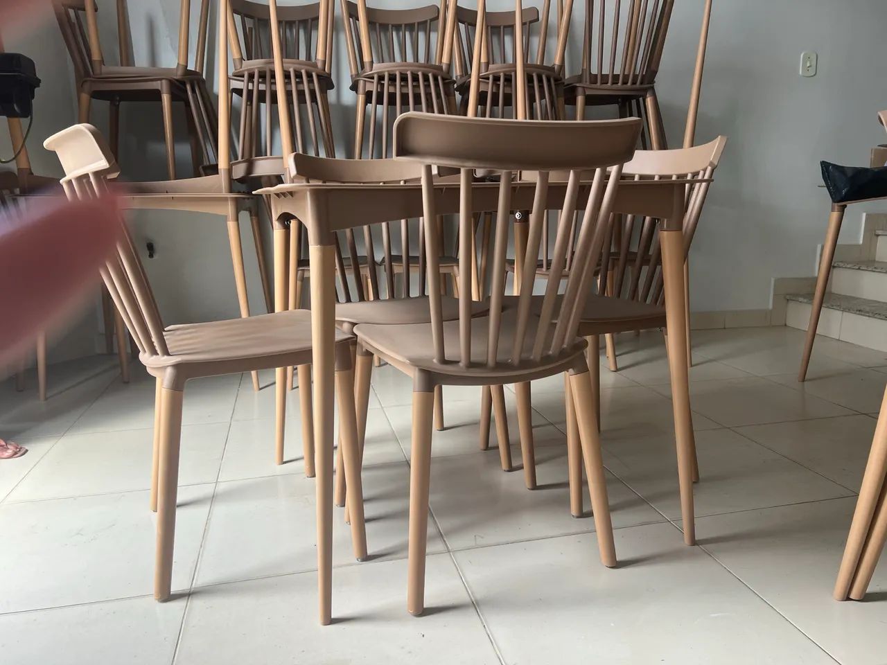 Conjunto de mesa com cadeiras - Foto 4
