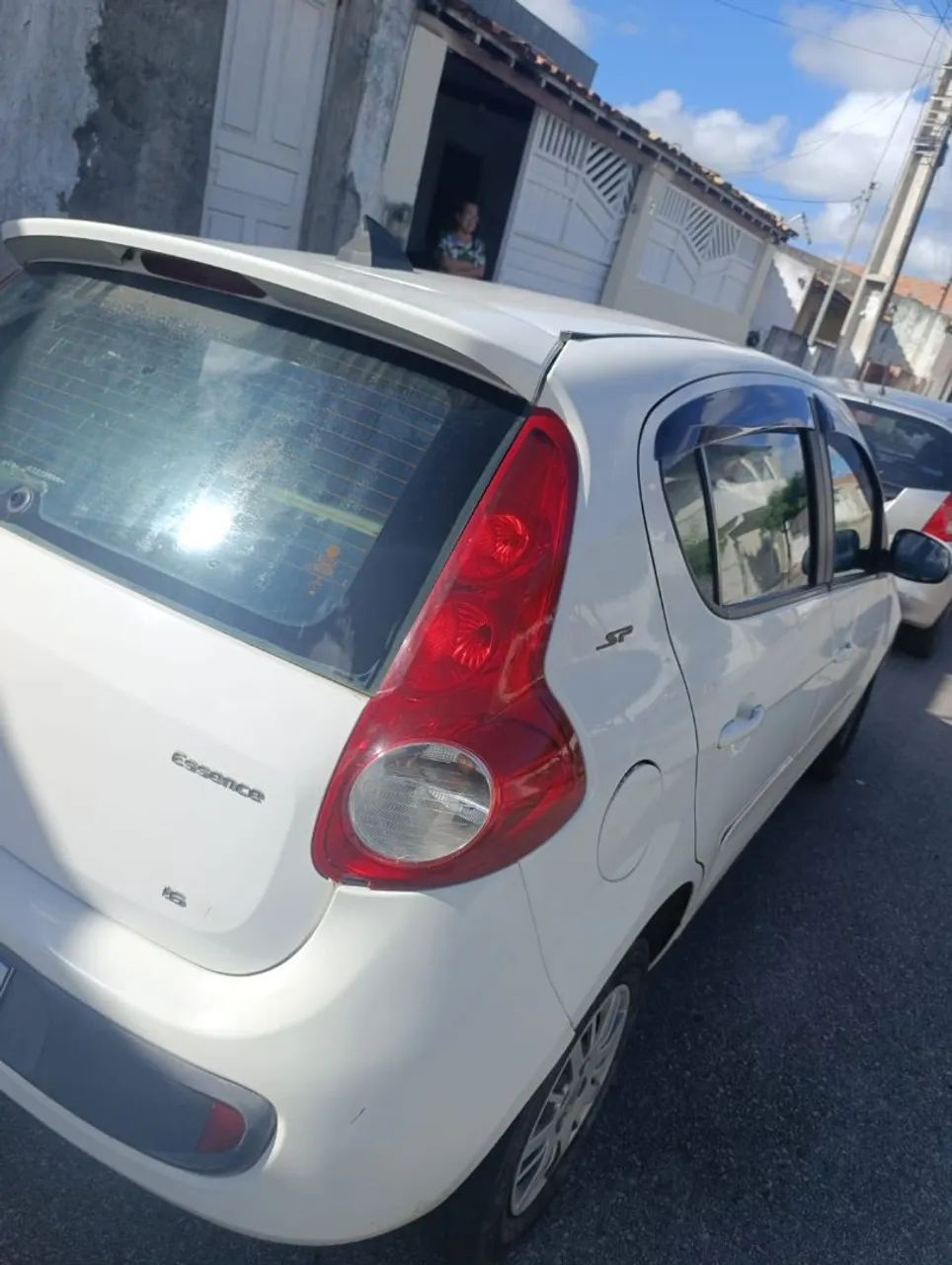 Fiat Palio Essence 1.6 Flex 16V 5P 2014 - Foto 2