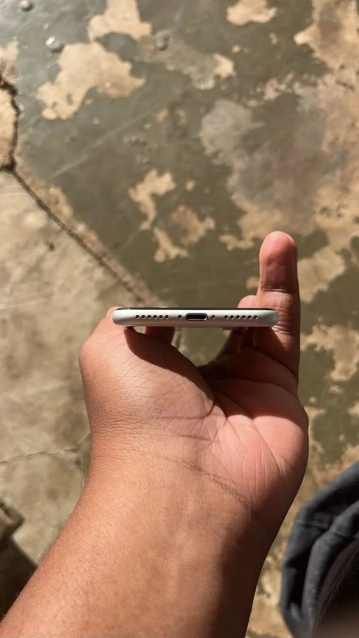 iPhone SE de 2 geração  - Foto 3