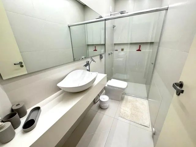Vendo Sobrado Semi mobiliado centro - Foto 3