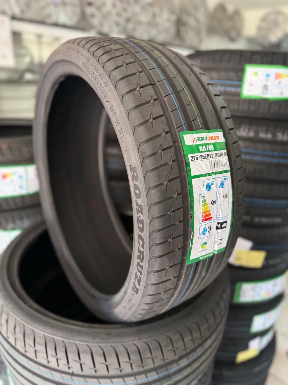 PNEU NOVO 225/35ZR20 ROADCRUZA 