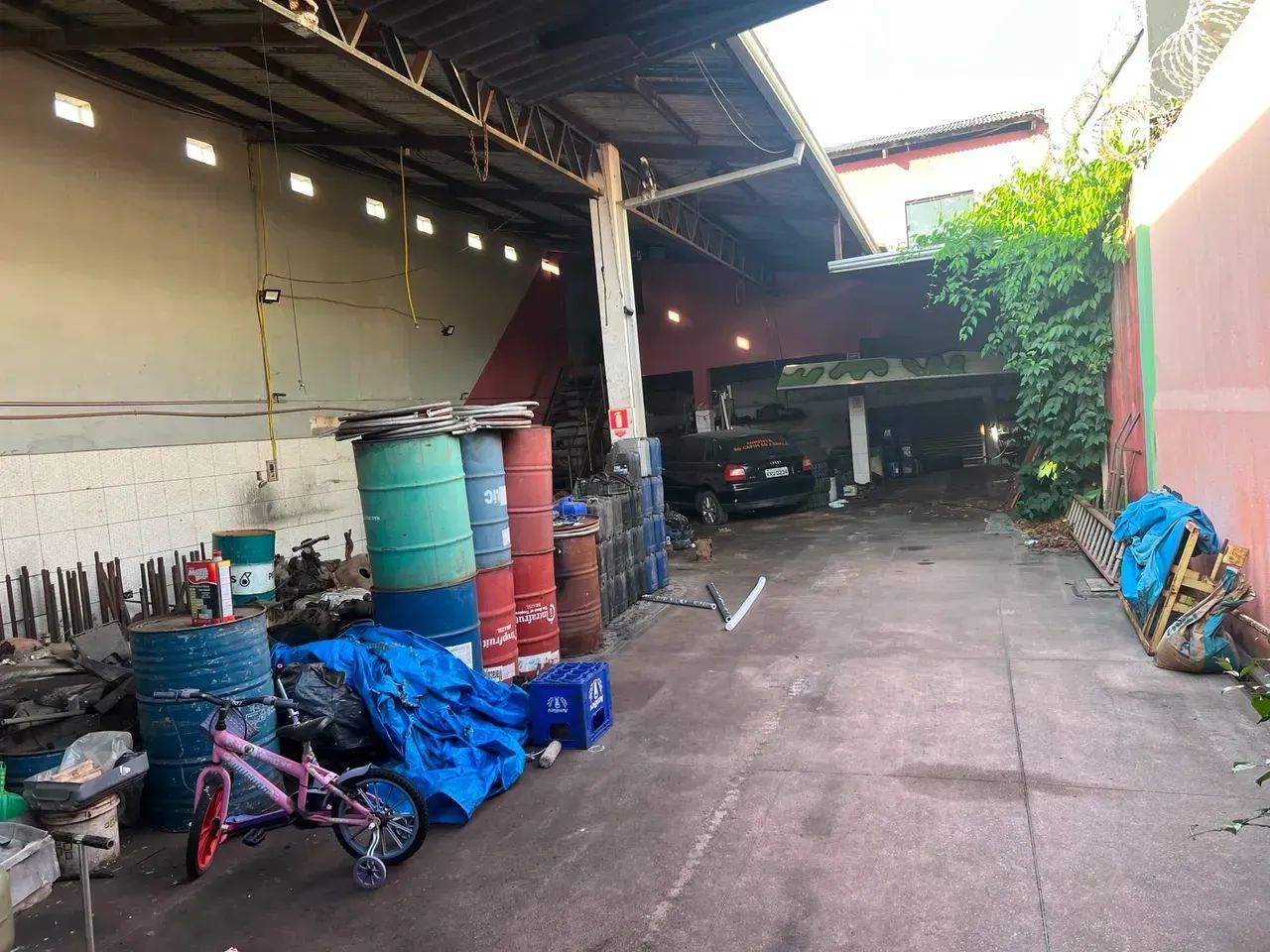 Excelente ponto comercial, Prox a Jorge Teixeira com 450 m2 - Foto 4
