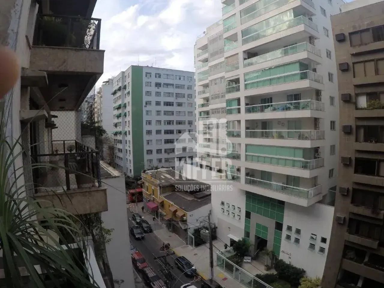 4 Quartos e 420m² na Melhor Rua do Ingá