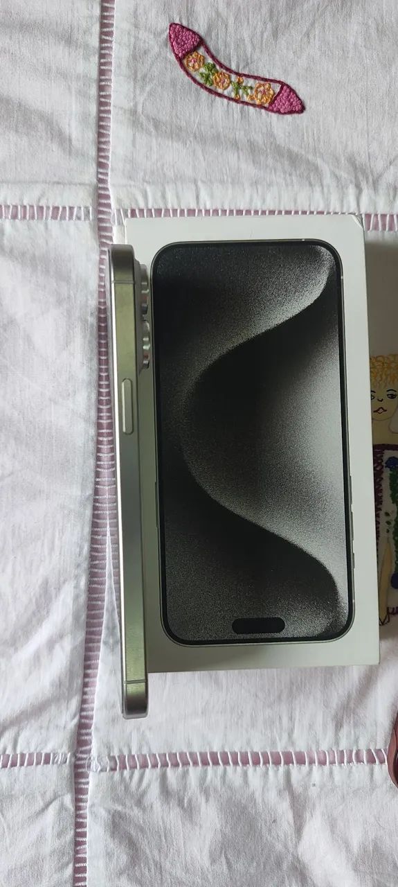 iPhone 15 PRO MAX 256 - Foto 2