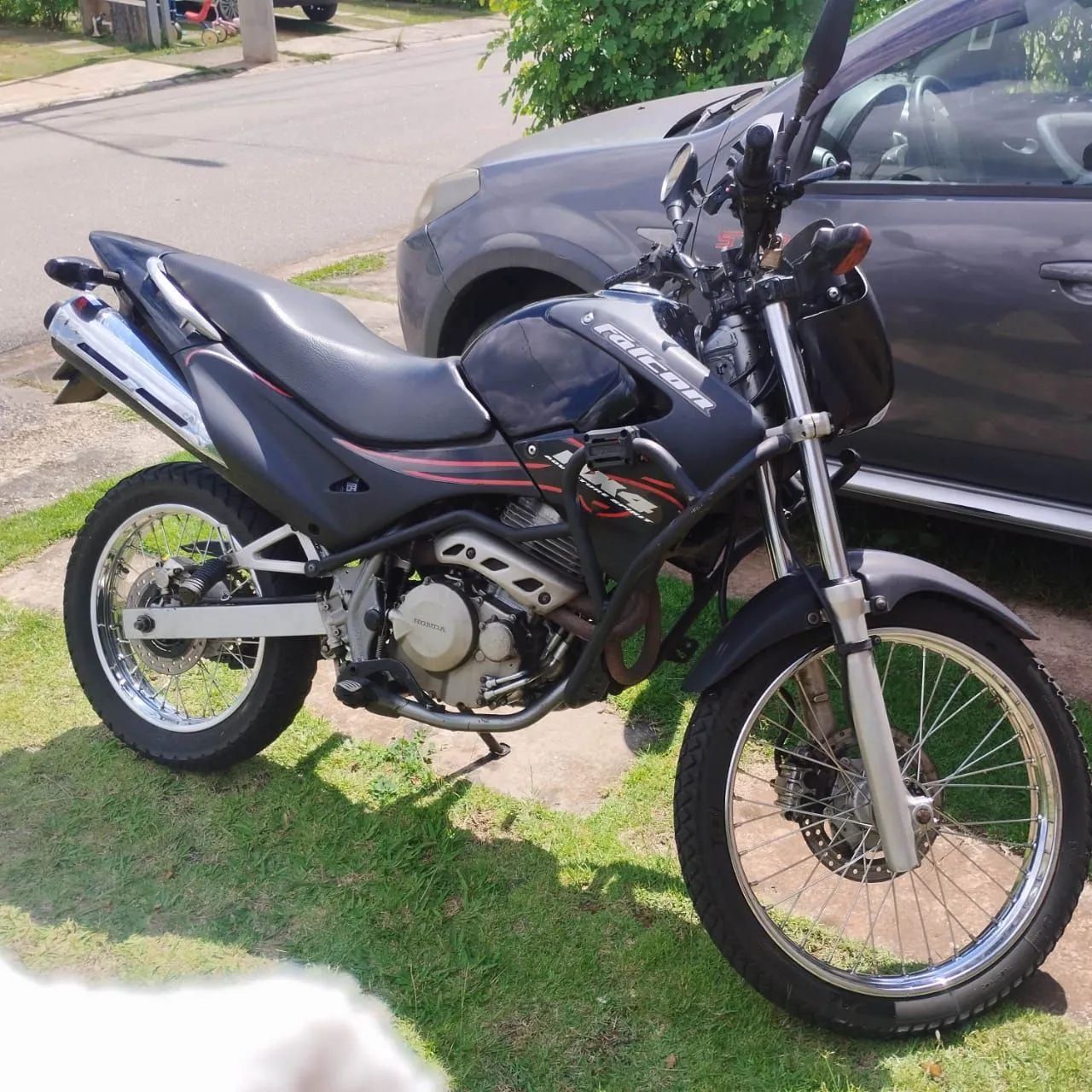 Moto Falcon 400 conservada  - Foto 2