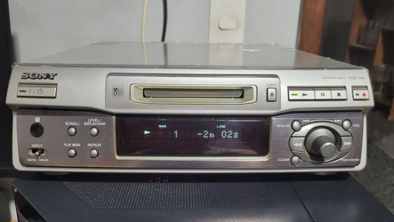 ソニー MDデッキ MDS-S40 Aparelho de MD Sony MDS-S40<br><br>Funcionando 100%<br><br>Toca e