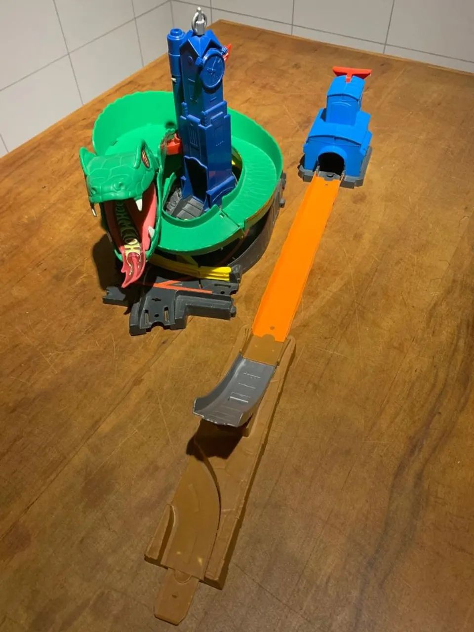 Pista Hotwheels Serpente - Foto 3