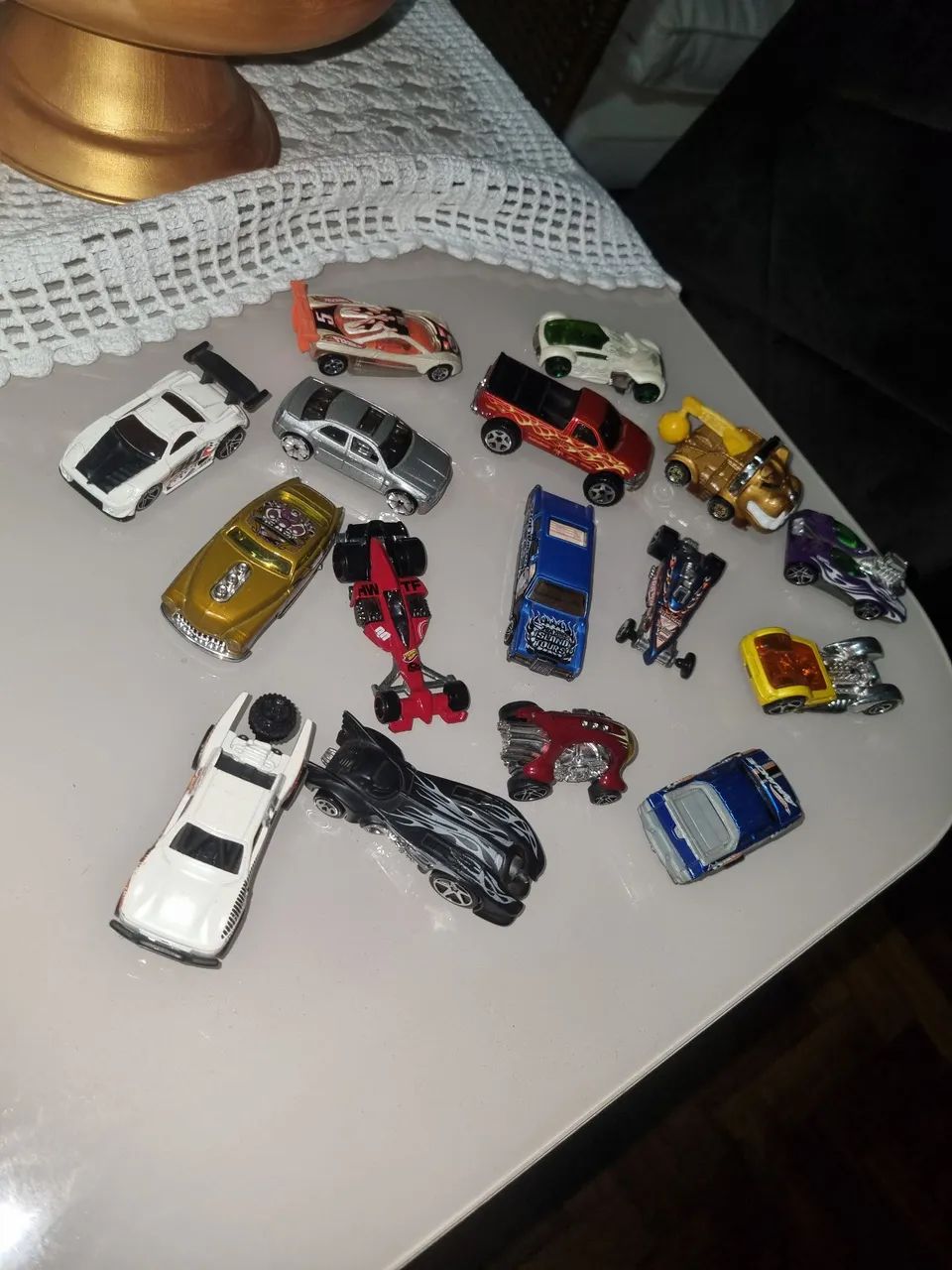 Lote Hot Wheels Variados (16 Miniaturas Usadas) - Foto 3