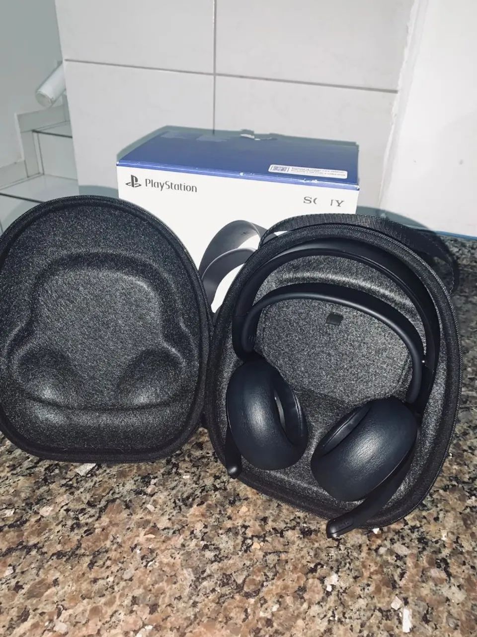 SONY PULSE ELITE ORIGINAL - PS5 + CASE + CABO + SUPORTE DE PAREDE - Foto 4