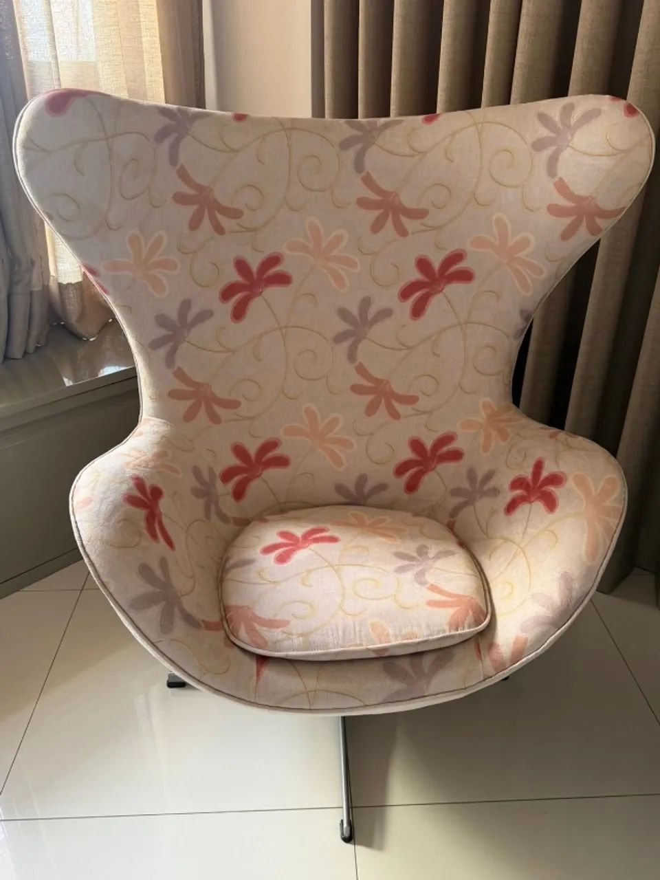 Par de Poltronas Decorativas Giratórias  - Foto 2