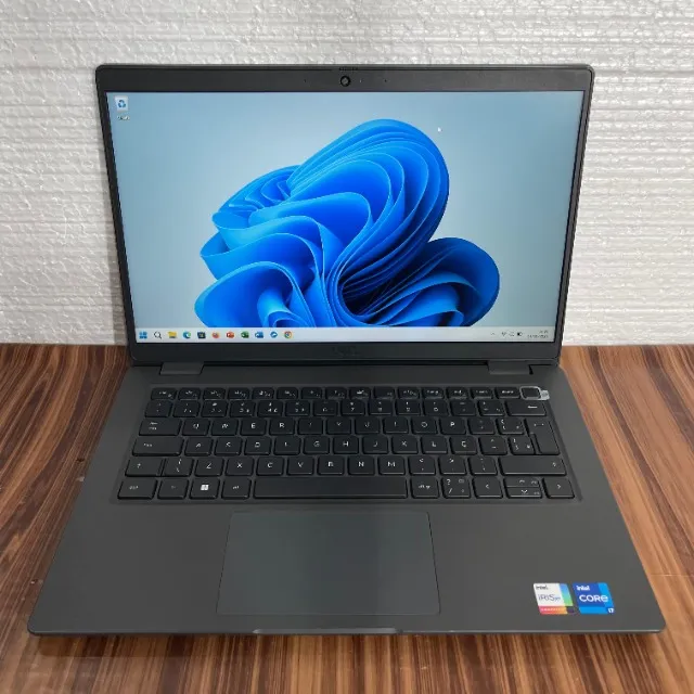 ★良品★MacBookProMVVL2J/A Corei9/32GB/SSD1T MacBook Pro i9 16polegadas 32gb ram 2Tb SSD 8gb vídeo - Notebooks